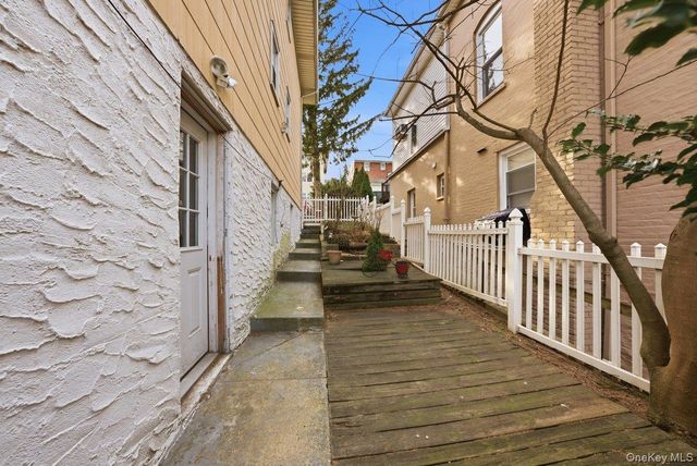 72 Murray Avenue, Yonkers, NY 10704