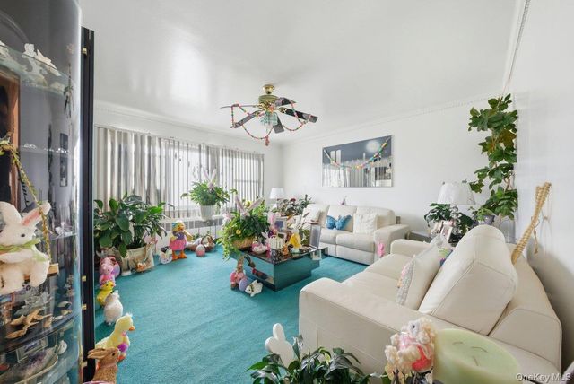 72 Murray Avenue, Yonkers, NY 10704