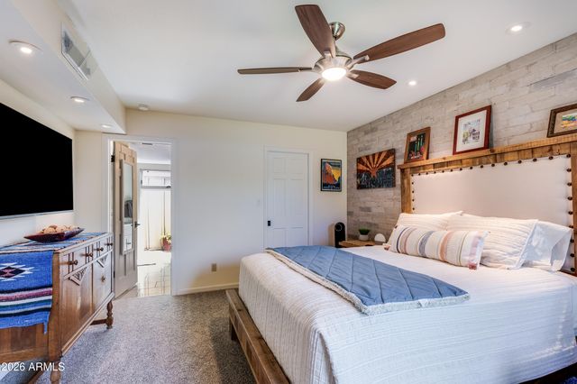 7232 N 14TH Street, Phoenix, AZ 85020