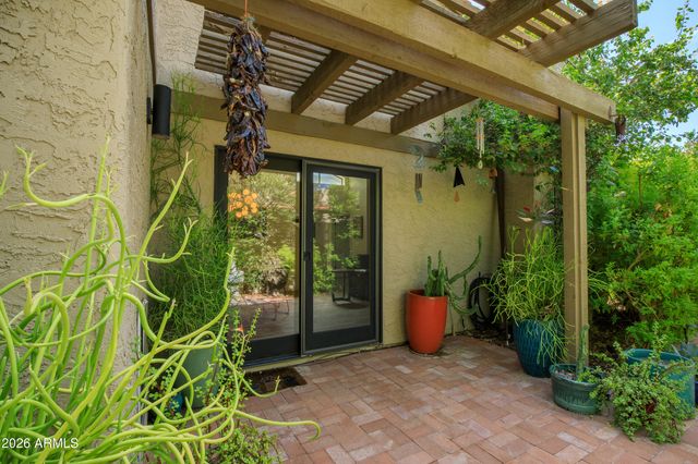 7232 N 14TH Street, Phoenix, AZ 85020