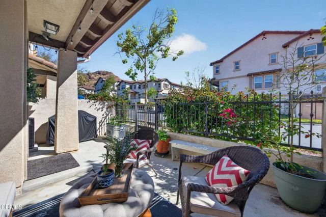 209 Via Antonio, Thousand Oaks, CA 91320