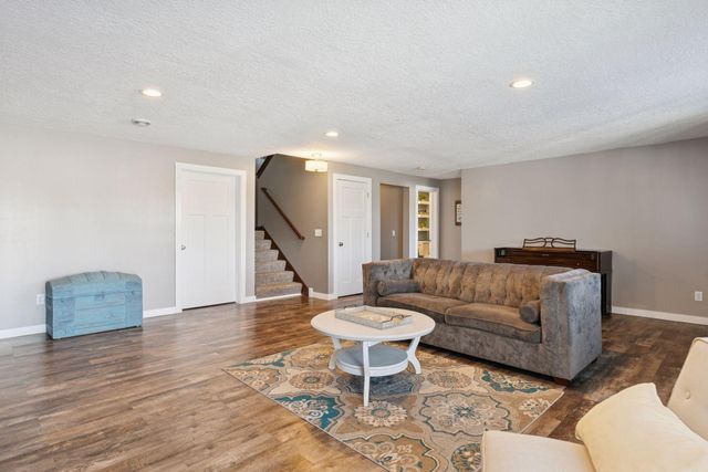 20885 Hardwood Road N, Forest Lake, MN 55025