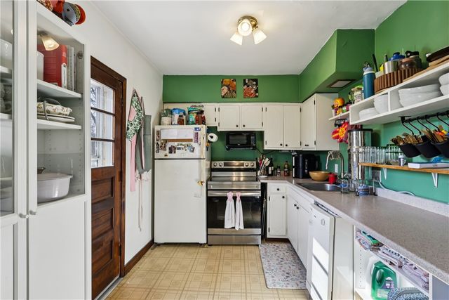 315 Barnes St, Regent Square, PA 15221