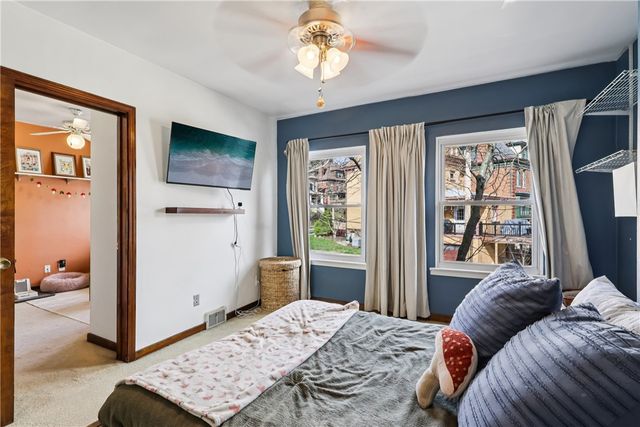 315 Barnes St, Regent Square, PA 15221