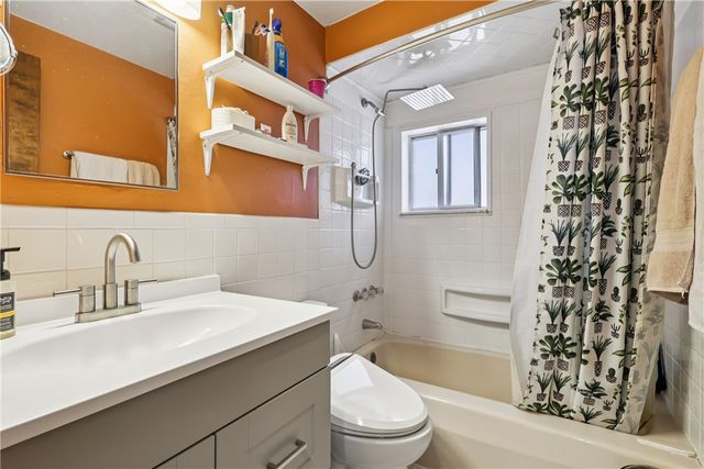 315 Barnes St, Regent Square, PA 15221