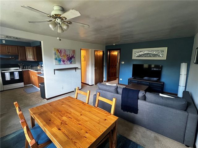 315 Barnes St, Regent Square, PA 15221