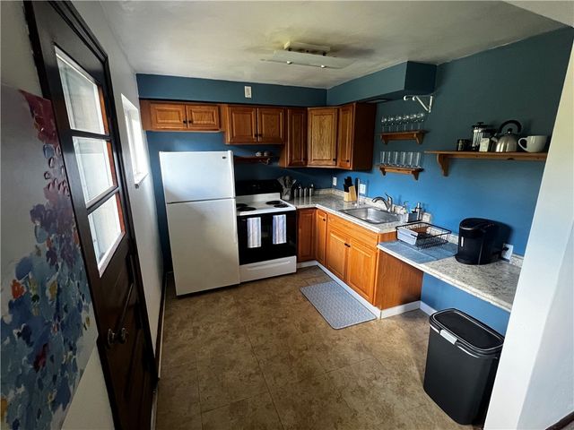 315 Barnes St, Regent Square, PA 15221