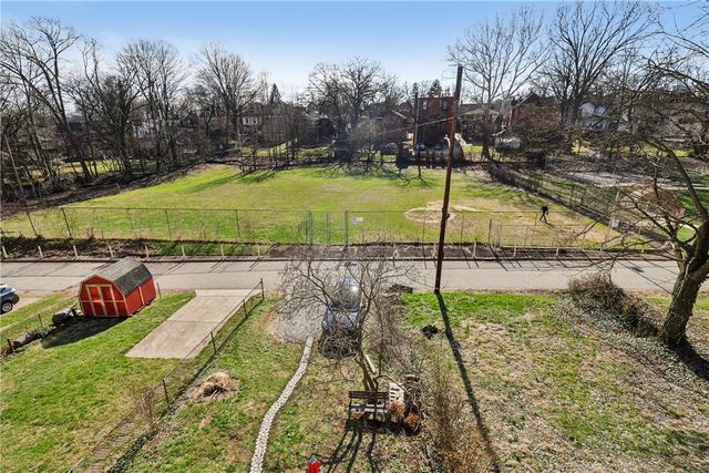 315 Barnes St, Regent Square, PA 15221