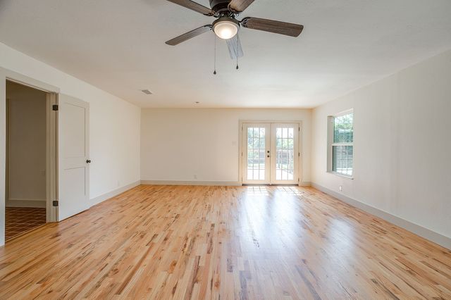 6301 Greenfield Road, Fort Worth, TX 76135