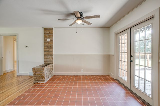 6301 Greenfield Road, Fort Worth, TX 76135