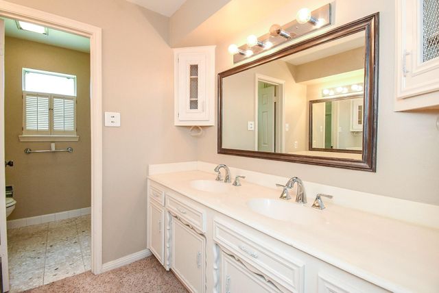 3419 Crow Valley Drive, Missouri City, TX 77459