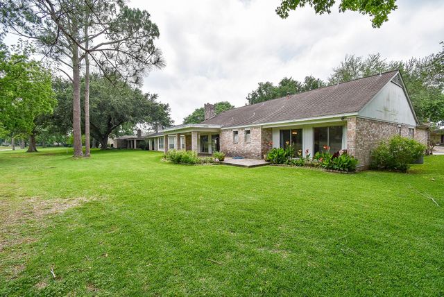 3419 Crow Valley Drive, Missouri City, TX 77459