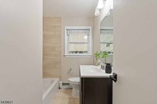 170 Montgomery St, Piscataway Twp., NJ 08854