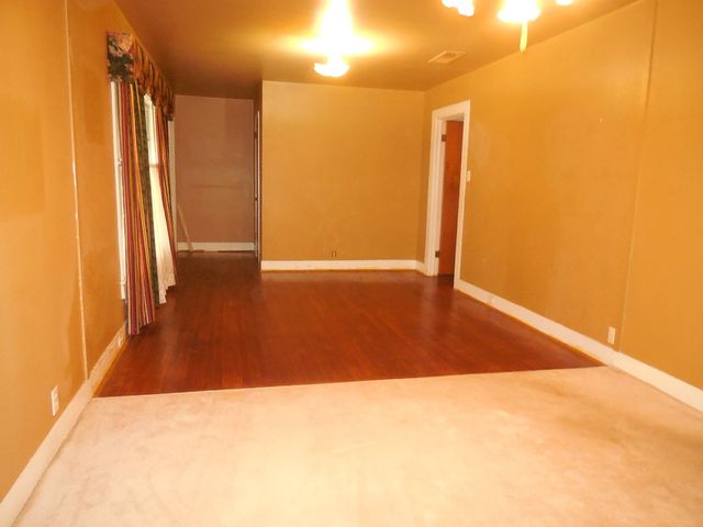 609 W Main Street, Ranger, TX 76470