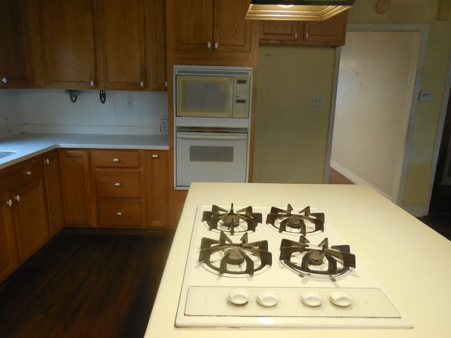 609 W Main Street, Ranger, TX 76470