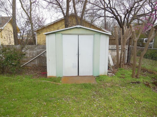 609 W Main Street, Ranger, TX 76470