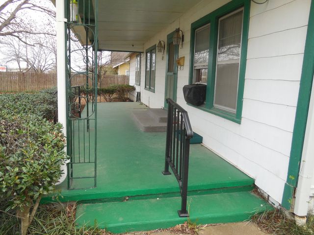 609 W Main Street, Ranger, TX 76470