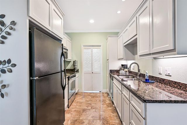 7000 Seawall Blvd 116, Galveston, TX 77551