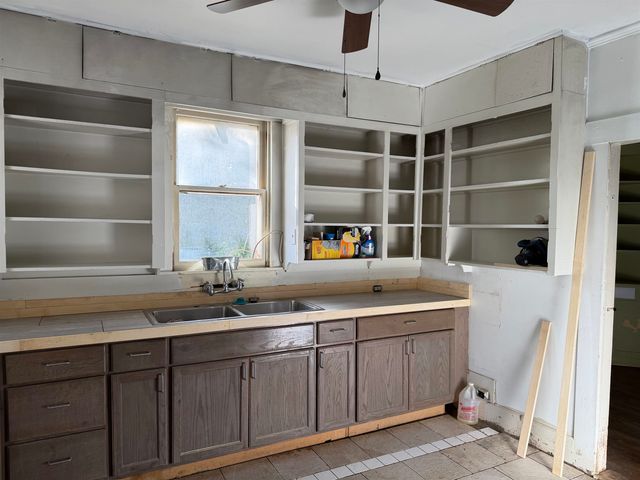 1102 Nathan Street, Marshall, TX 75670