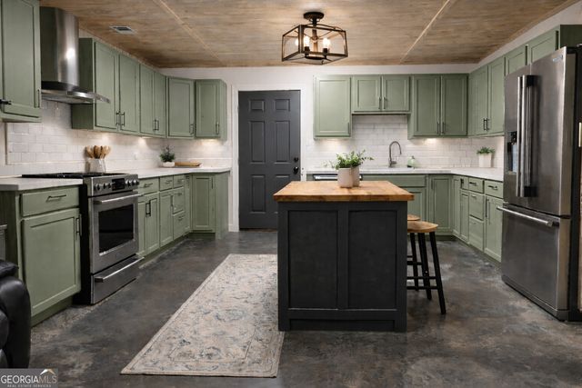 1550 Adabelle Road, Register, GA 30452