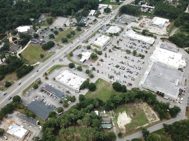 10301 Ocean Hwy., Pawleys Island, SC 29585