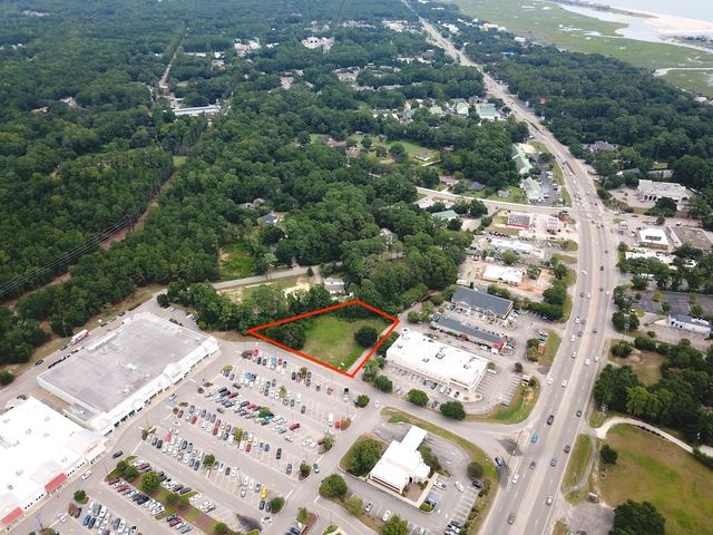 10301 Ocean Hwy., Pawleys Island, SC 29585