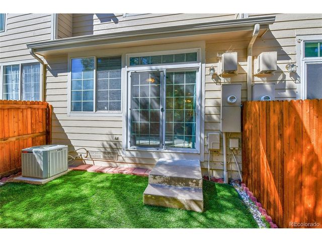 9051 W Phillips Dr, Littleton, CO 80128