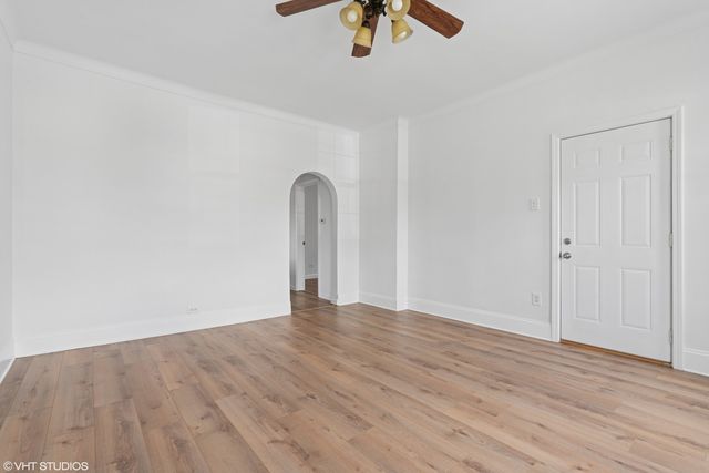 5104 N Austin Avenue 1, Chicago, IL 60630