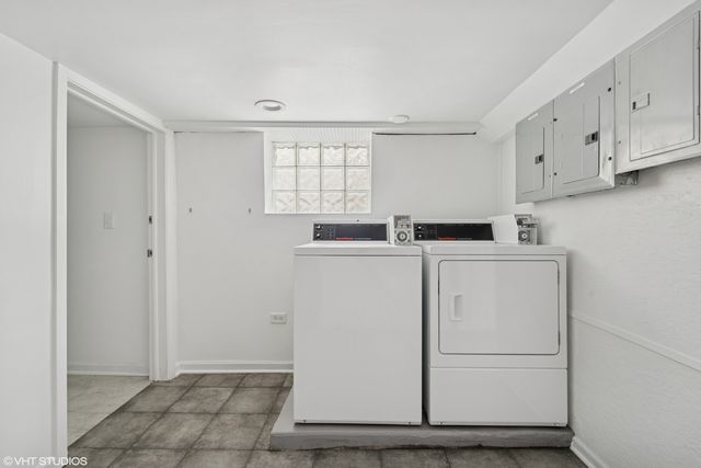 5104 N Austin Avenue 1, Chicago, IL 60630