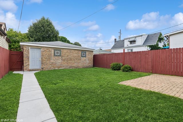 5104 N Austin Avenue 1, Chicago, IL 60630