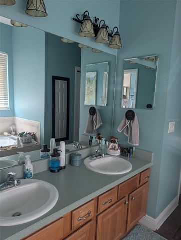 6028 ROLLING VISTA LOOP, Dover, FL 33527