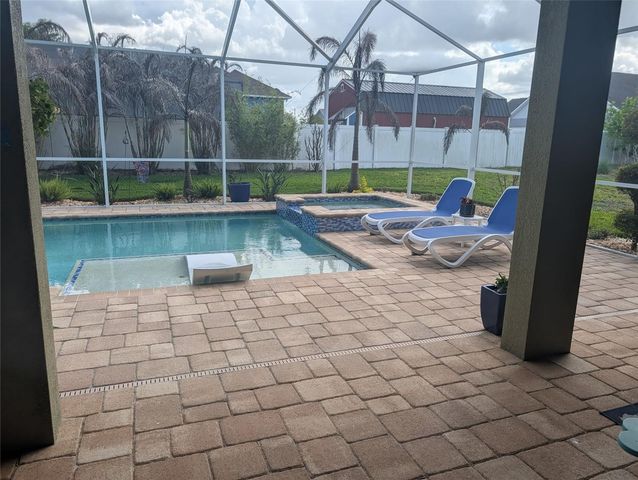 6028 ROLLING VISTA LOOP, Dover, FL 33527