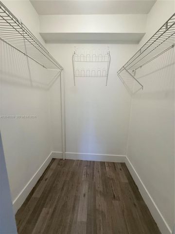 6780 W 2nd Ct 212, Hialeah, FL 33012