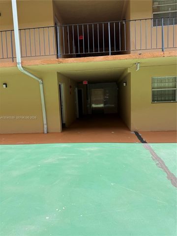 6780 W 2nd Ct 212, Hialeah, FL 33012