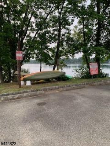 91 Lawrence Rd, Parsippany-troy Hills Twp., NJ 07054