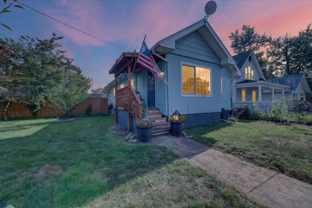 59 Winter Street, Battle Creek City, MI 49015