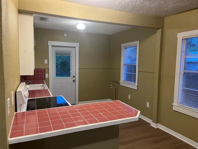 2013 OCEANVIEW PLACE, Tampa, FL 33605