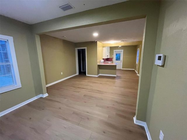 2013 OCEANVIEW PLACE, Tampa, FL 33605