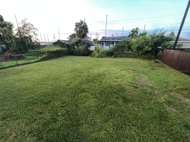 2013 OCEANVIEW PLACE, Tampa, FL 33605