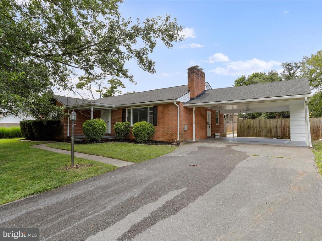 13336 KEENER RD, Hagerstown, MD 21742
