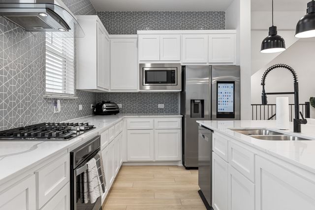 2635 Carmelita Street, Dallas, TX 75212