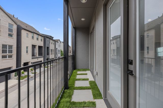 2635 Carmelita Street, Dallas, TX 75212