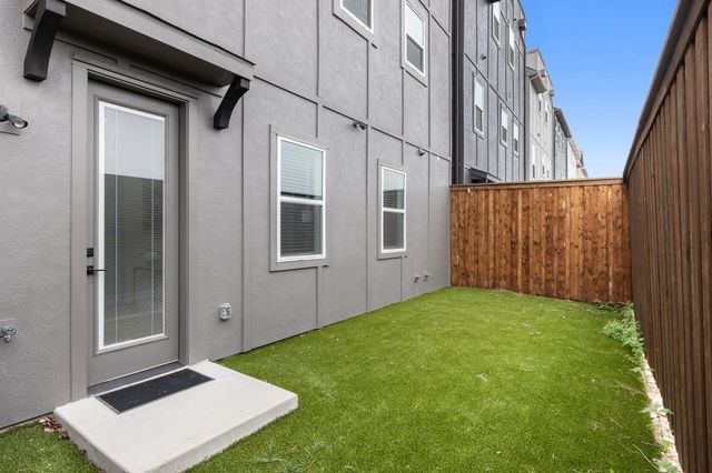 2635 Carmelita Street, Dallas, TX 75212