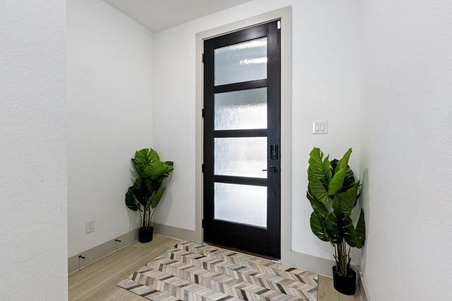 2635 Carmelita Street, Dallas, TX 75212