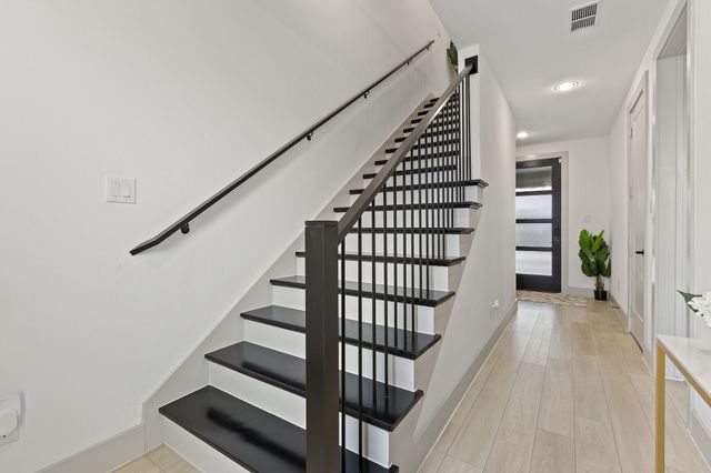 2635 Carmelita Street, Dallas, TX 75212