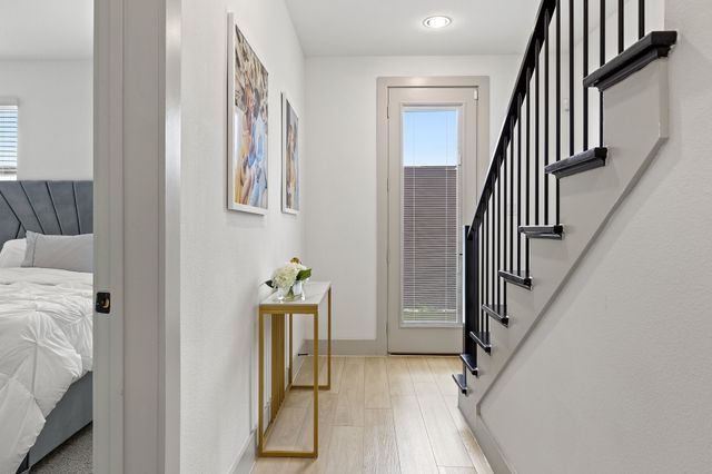 2635 Carmelita Street, Dallas, TX 75212