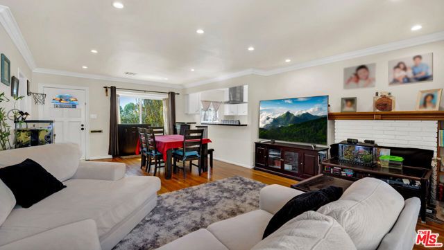 3104 Military Avenue, Los Angeles, CA 90034