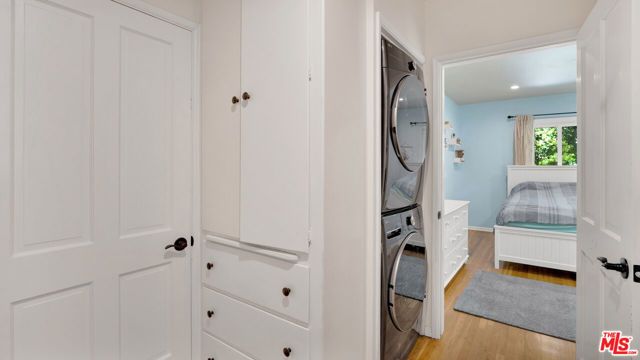 3104 Military Avenue, Los Angeles, CA 90034