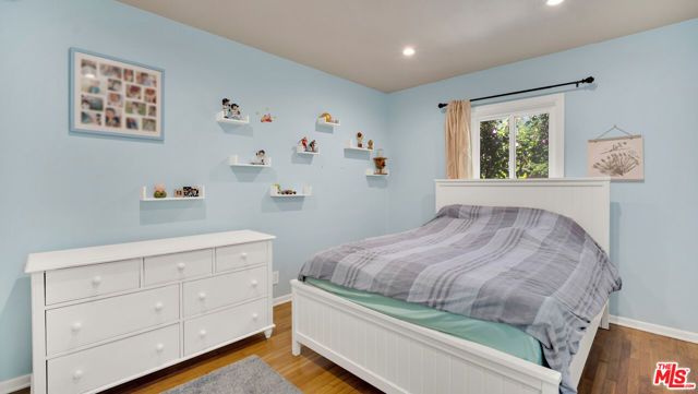 3104 Military Avenue, Los Angeles, CA 90034