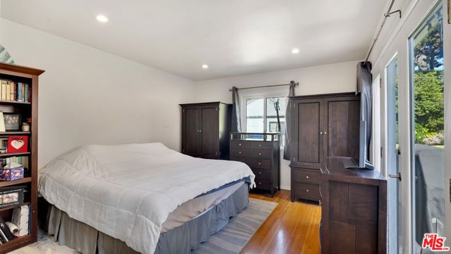 3104 Military Avenue, Los Angeles, CA 90034